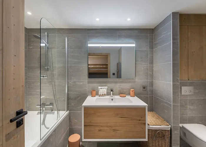 Lejlighed Moderne A Avec Terrasse Et Parking - Fr-1-562-75 *