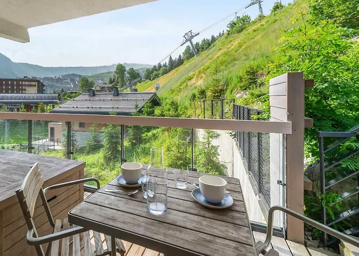 Moderne A Avec Terrasse Et Parking - Fr-1-562-75 Courchevel
